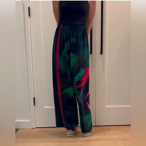 Wide Leg Tropical Print Pants — Black, Green & Red